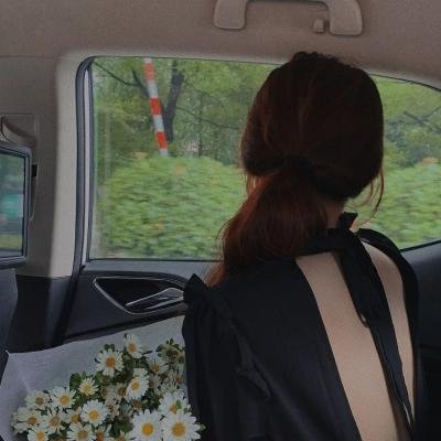 豪门千金校园霸凌，一个月内幕曝光，评论区两极分化